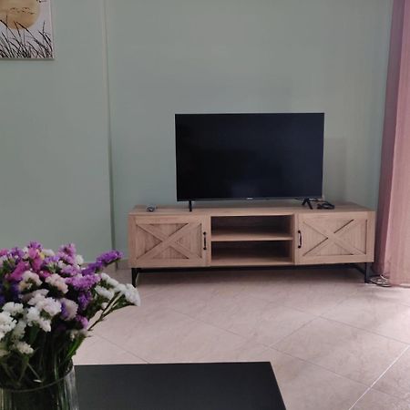 Bevis Apartment Тирана Екстер'єр фото